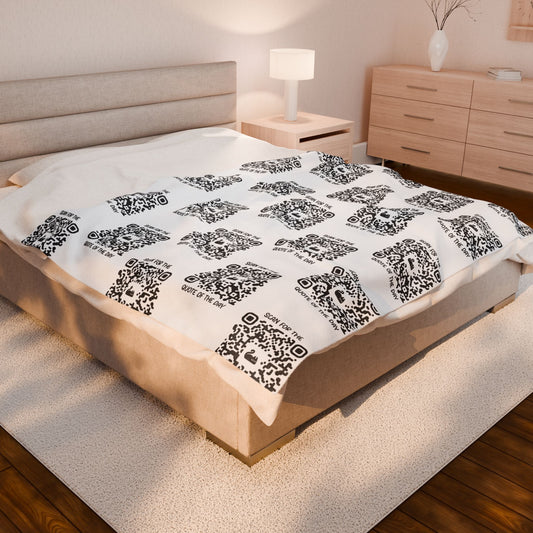 Home & Cozy – Blanket – White – Scan for the Quote of the Day