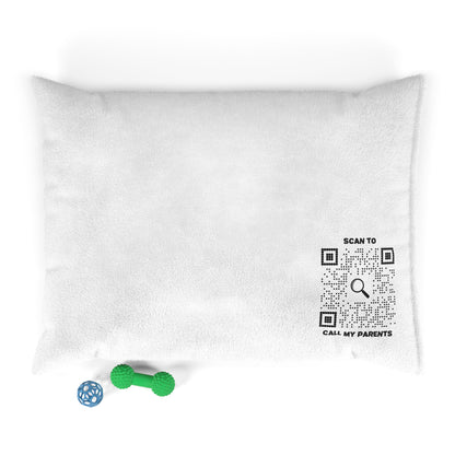Pet Collection – Bed – White – Scan to Call My Parents