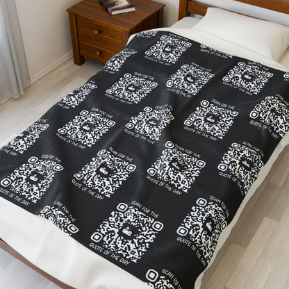 Home & Cozy – Blanket – Black – Scan for the Quote of the Day
