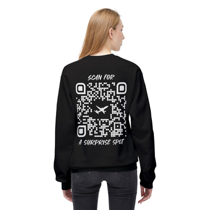 Travel – Sweatshirt – Scan for a Surprise Spot