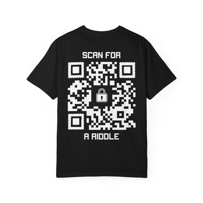 Hidden – T-shirt – Scan for a Riddle