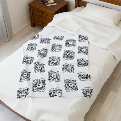 Home & Cozy – Blanket – White – Scan for the Quote of the Day