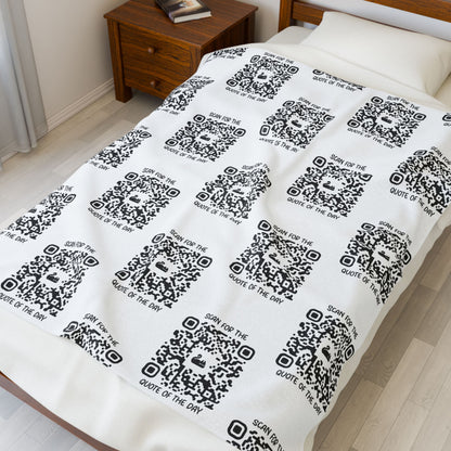 Home & Cozy – Blanket – White – Scan for the Quote of the Day