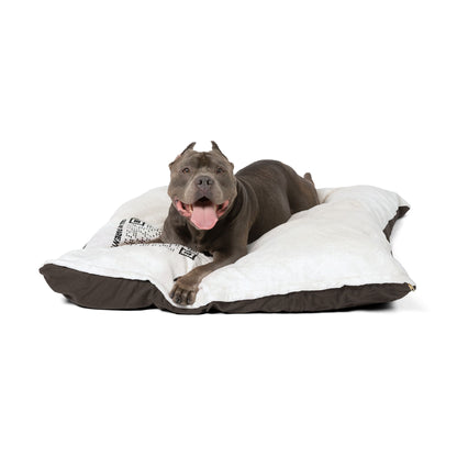 Pet Collection – Bed – White – Scan to Call My Parents