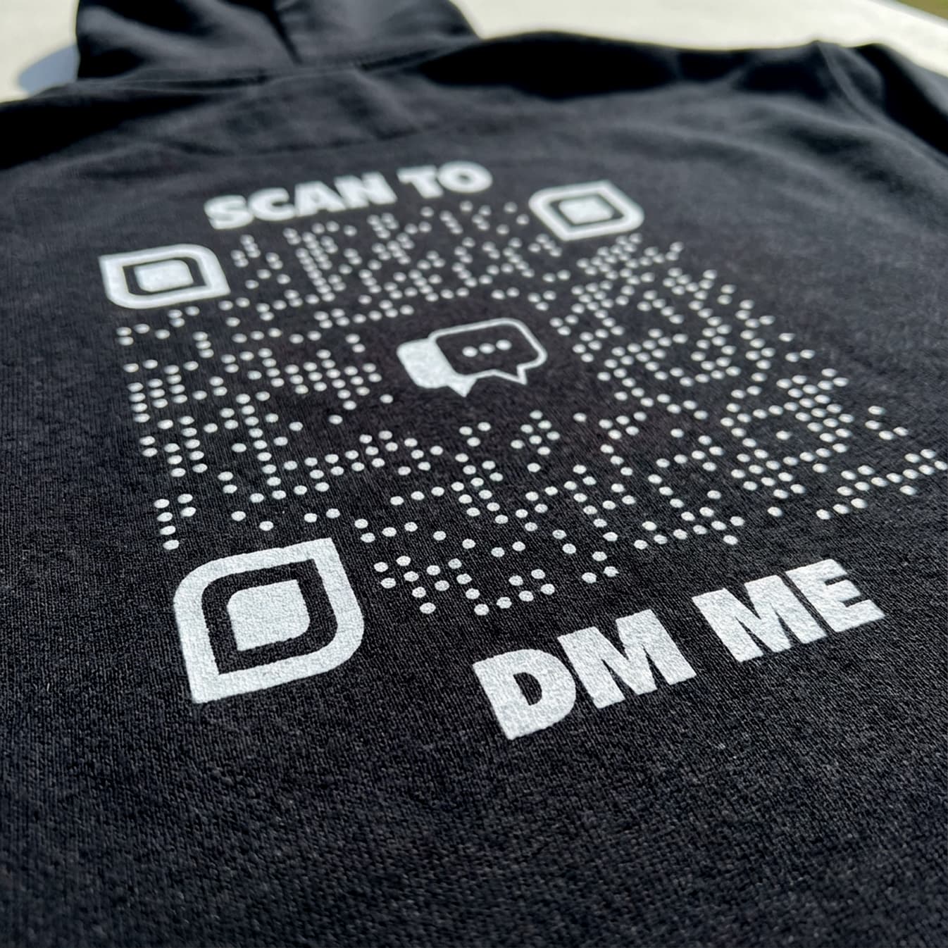 Dating – Hoodie – Scan to DM Me - QR NATION
