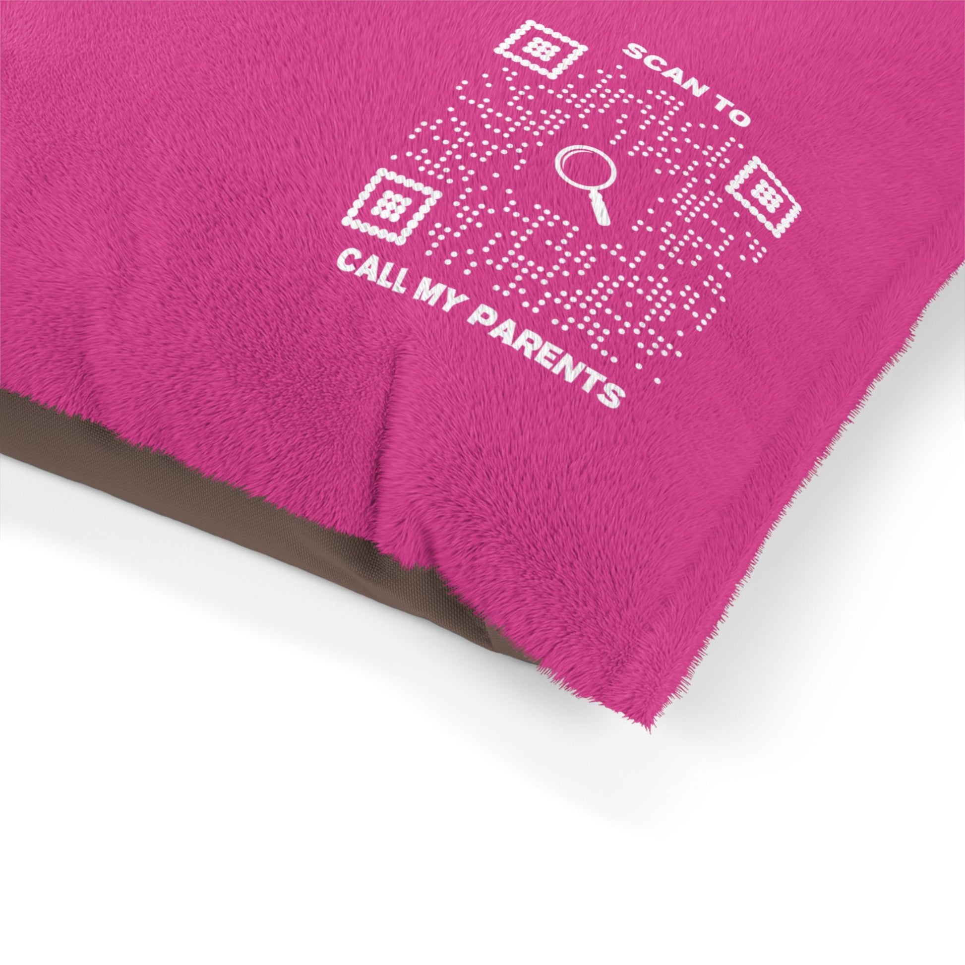 Pet Collection – Bed – Fuchsia – Scan to Call My Parents - QR NATION