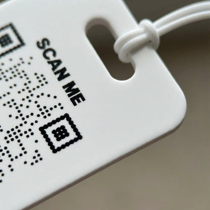 Travel – Luggage Tag – White – Beach Design – Scan Me If I'm Lost - QR NATION