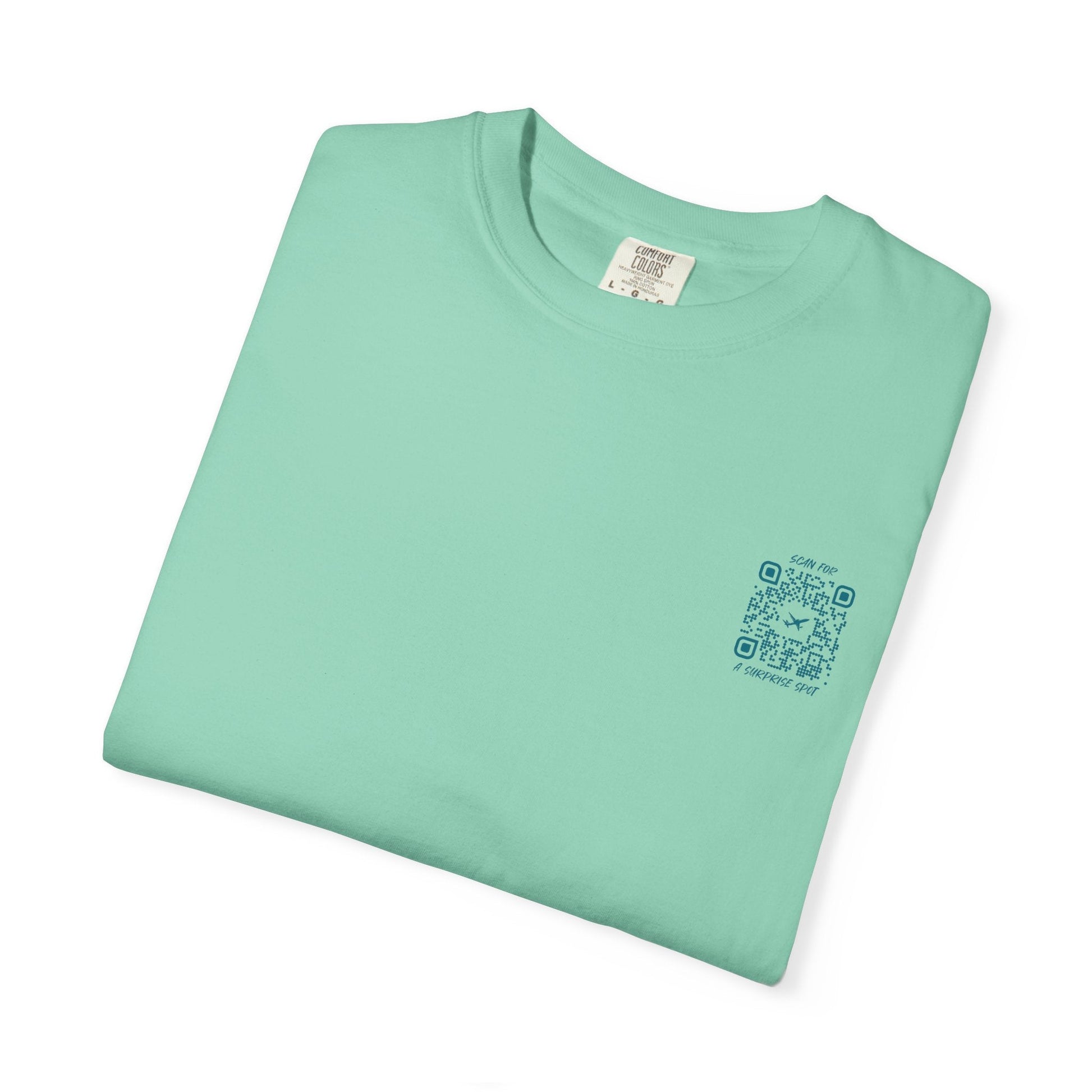 Travel – T-shirt – Scan for a Surprise Spot - QR NATION
